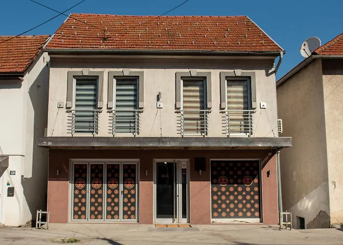 아파트 Db Na Limu,